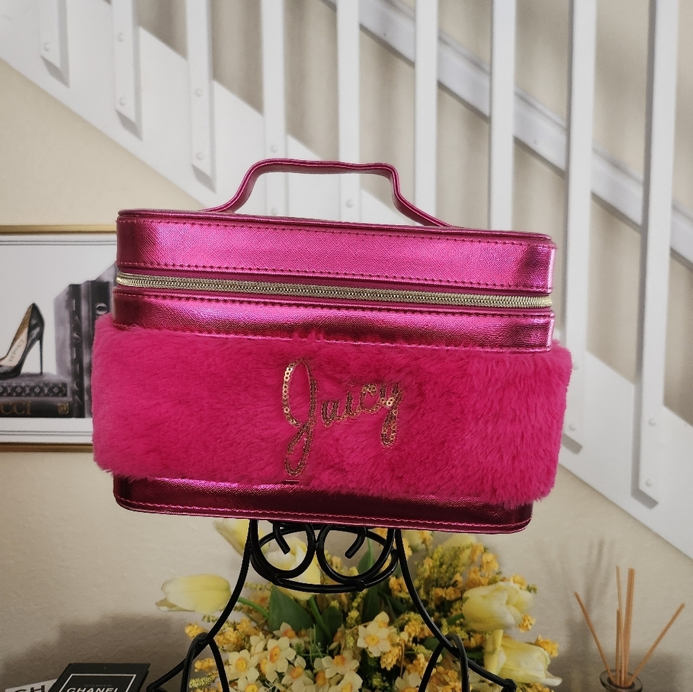 Juicy Couture cosmetic vanity case travel makeup bag